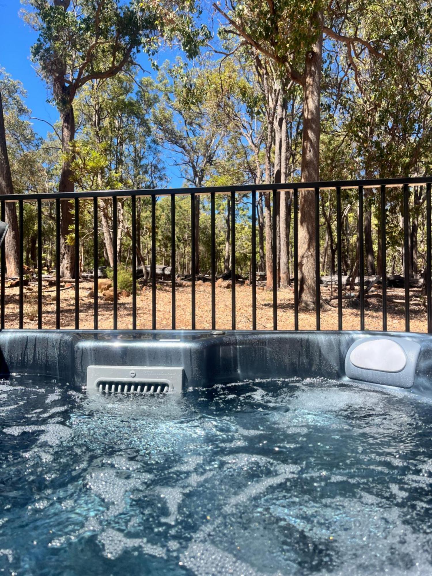 Jarrah Glen Cabins Nannup Esterno foto