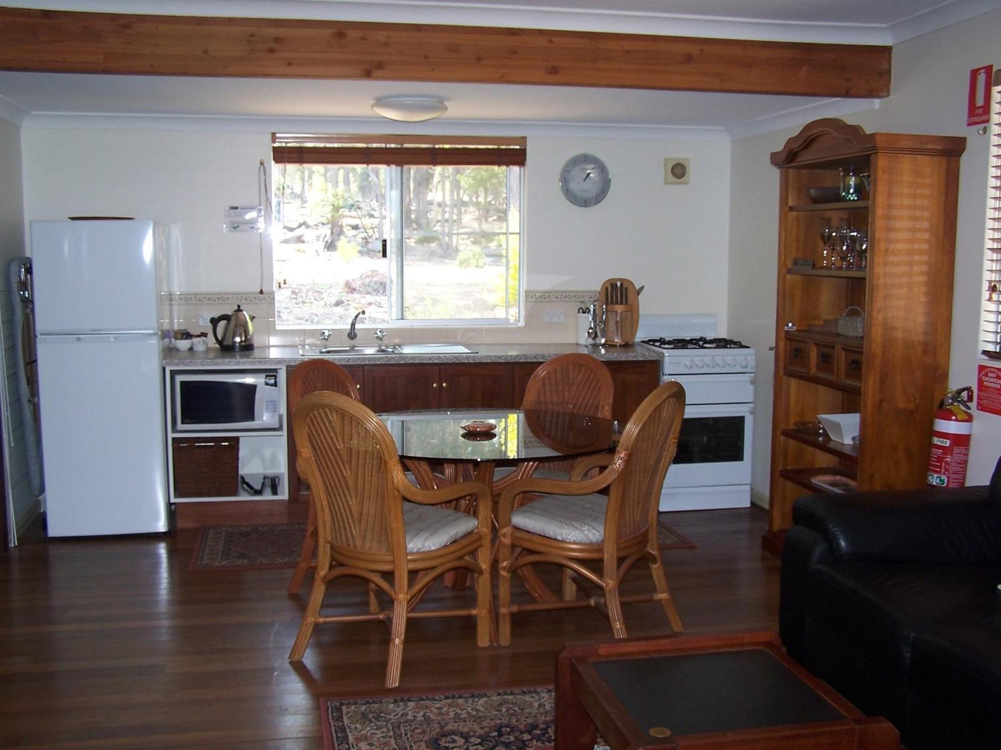 Jarrah Glen Cabins Nannup Camera foto
